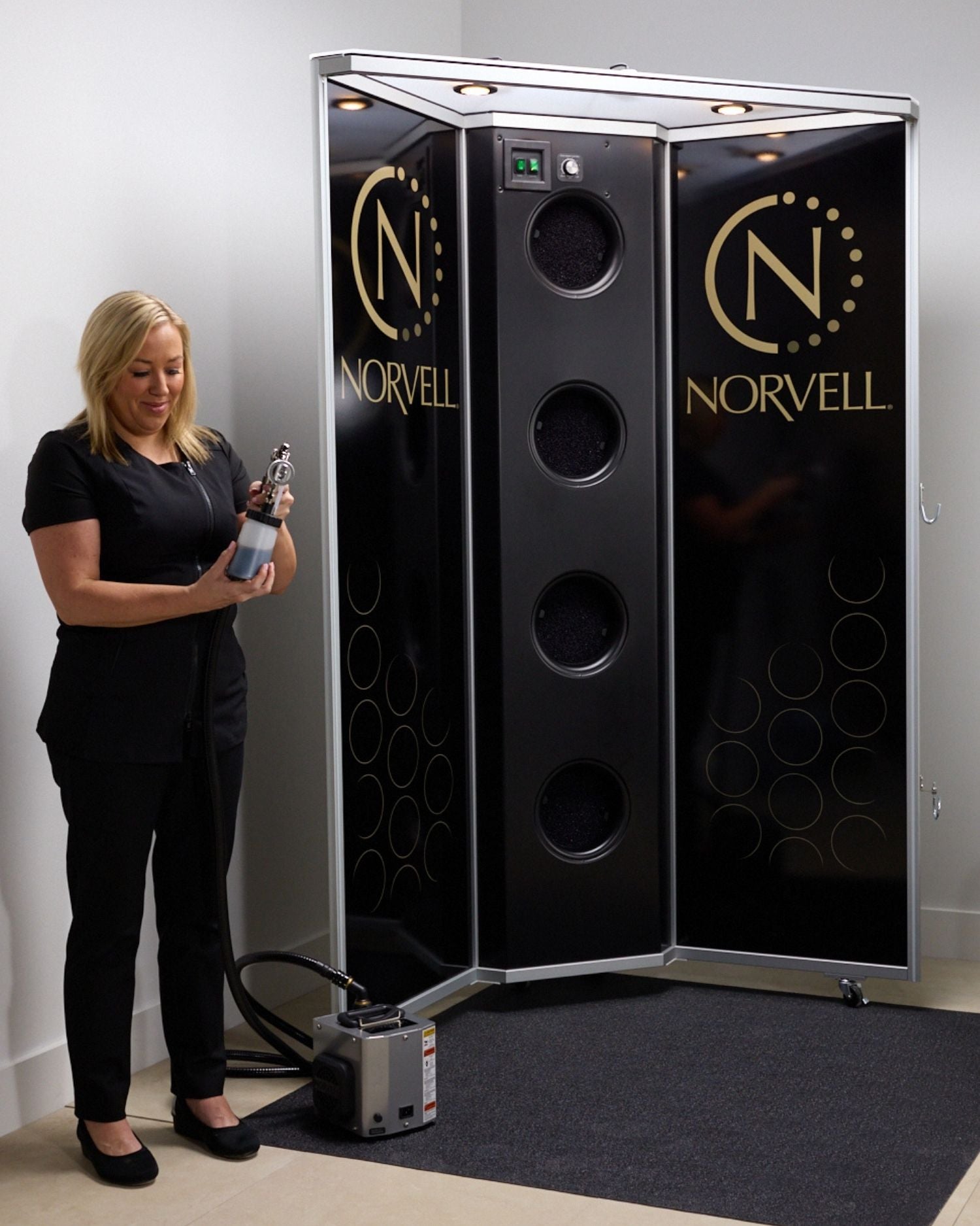 Arena All-In-One, Overspray Reduction Booth