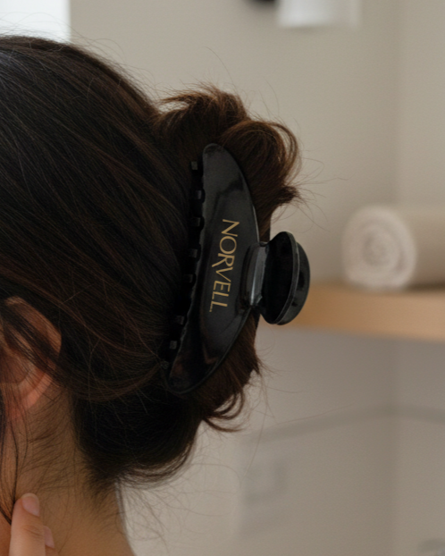 Ai Render Person using a Norvell hair clip with blurred background